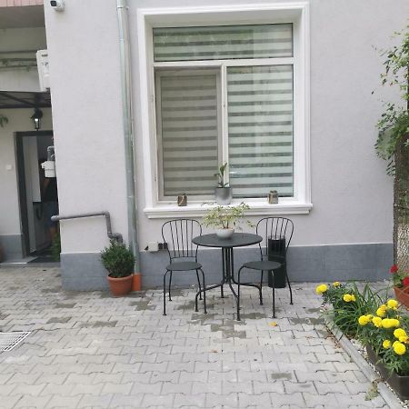 Maison 33 Bucureşti Ngoại thất bức ảnh