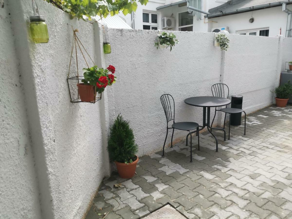 Maison 33 Bucureşti Ngoại thất bức ảnh