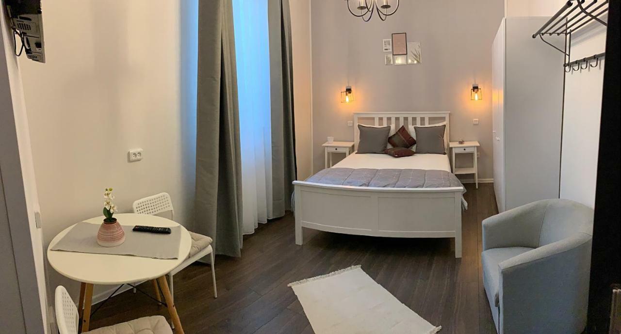 Maison 33 Bucureşti Ngoại thất bức ảnh